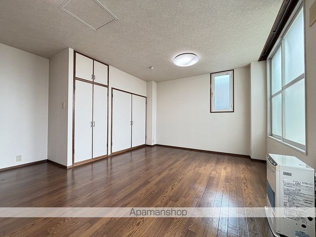 本町ハイツタイプIの内装写真