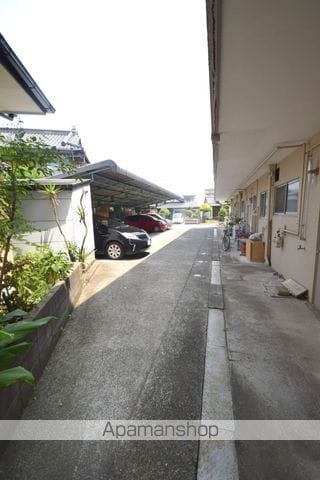 サニーコートの玄関写真