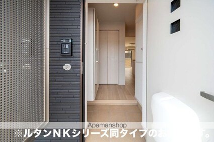 イーストブルー　Ⅱ[1LDK/42.45m2]の玄関