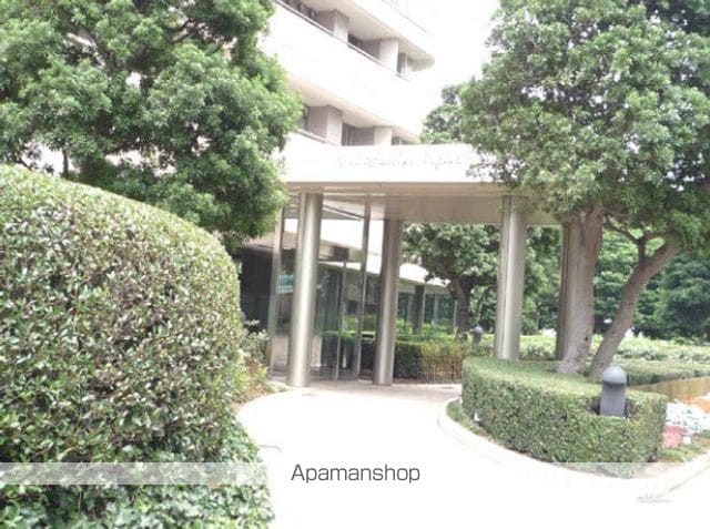 リバーポイントタワーの玄関写真