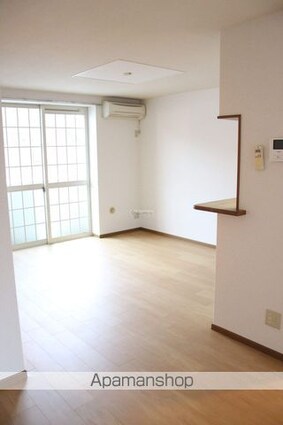 コンフォートハイム[2LDK/64.97m2]のリビング・居間