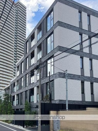 東京都新宿区市谷仲之町[2LDK/63.24m2]の外観