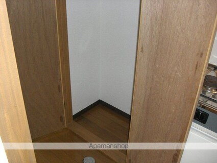 若草フェニックスマンション[1K/22.96m2]の収納