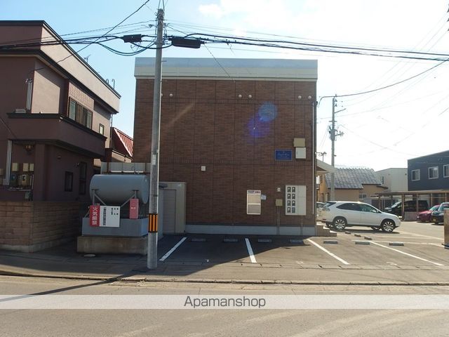 イーグル今5号館の外観写真
