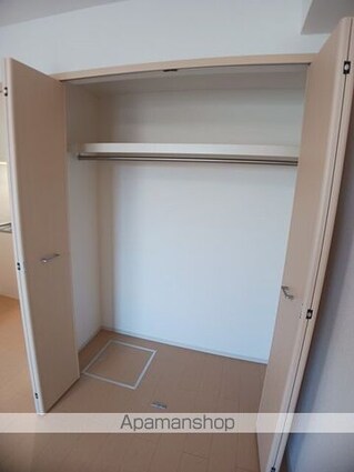 グローリー　ブナン[1K/30.79m2]の収納