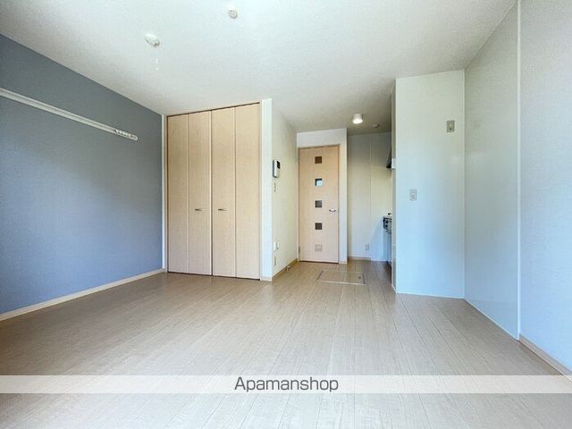 クレストの内装写真