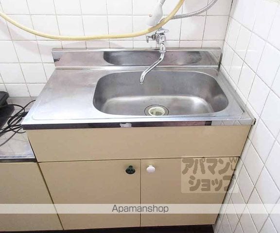 地下鉄東西線 椥辻駅 徒歩24分 2階建 築55年の内装写真