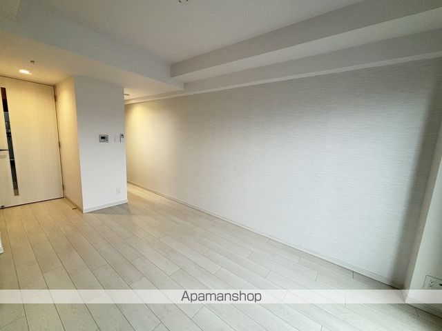 ATTIRANT西三国の内装写真