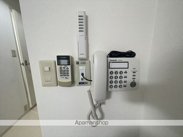 ミールズ江坂の内装写真
