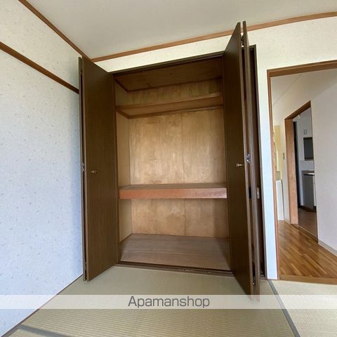 クリスタルマンションの内装写真