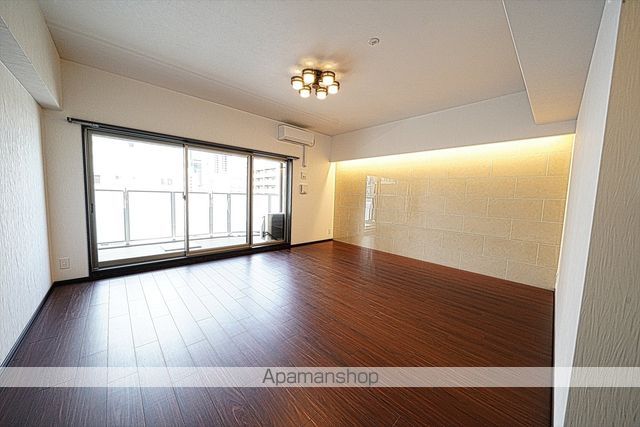 プレジオ梅田の内装写真