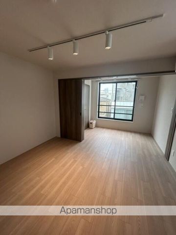 LEGALAND文京千石の内装写真