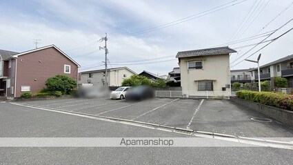 ハイムサンビレッジ　Ｄ[2LDK/58.53m2]の駐車場