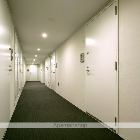 カスタリア大森IIIの玄関写真