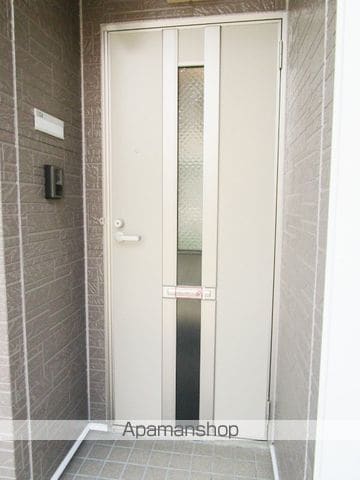 ヴィヴァーチェの玄関写真