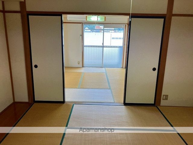 メゾンアルパ宮町の内装写真