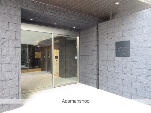 ミリアレジデンス新宿御苑の外観写真