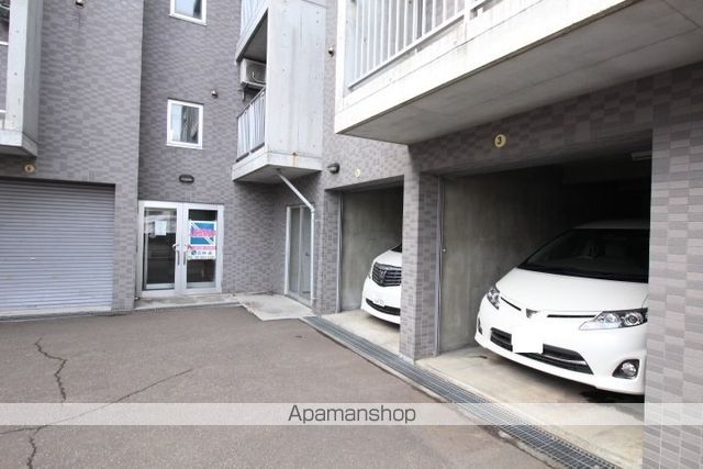 ノースパーク27の玄関写真