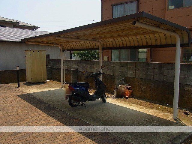 レオパレスサニーコートの玄関写真