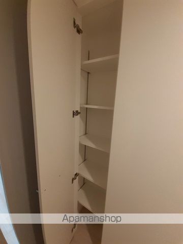 レジュールアッシュ谷町四丁目グランクラスの内装写真
