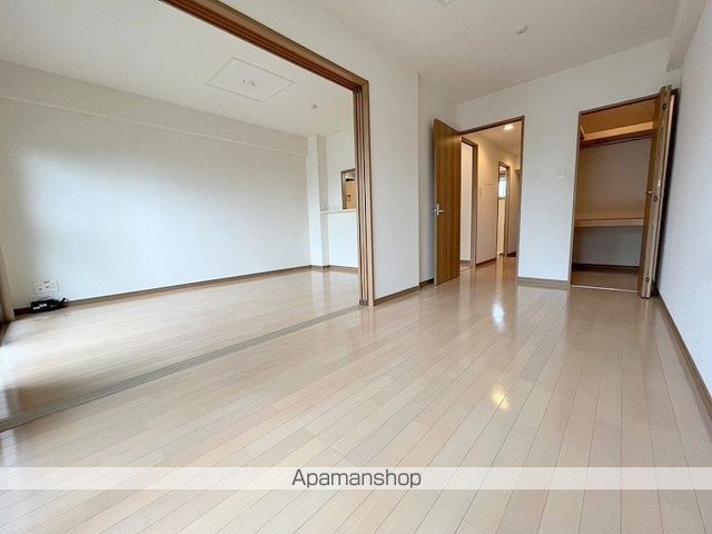 SKY DESIGNIIの内装写真