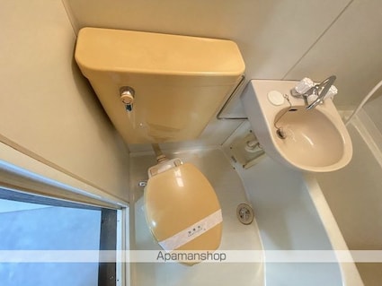 レジデンスＦＵＲＵＳＡＫＩ　２[1LDK/36.11m2]のトイレ