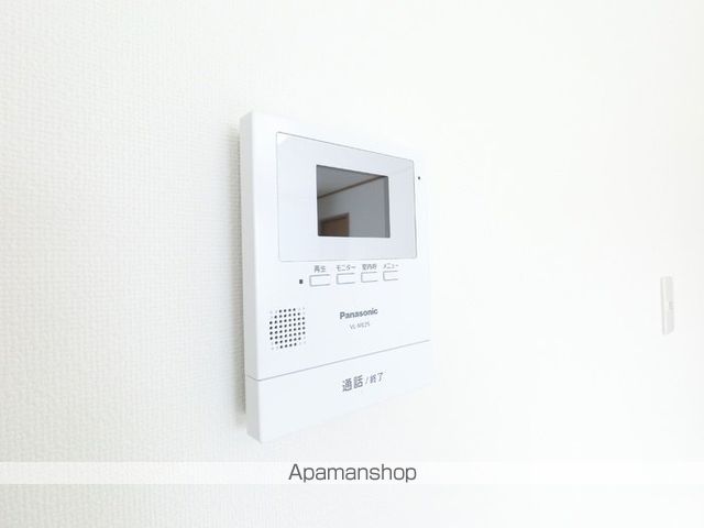 クイーンズパーク青葉 Cの内装写真