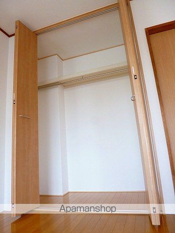 メゾンローリエの内装写真