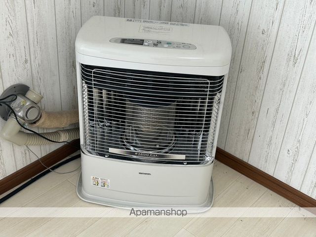 ロピア146の内装写真