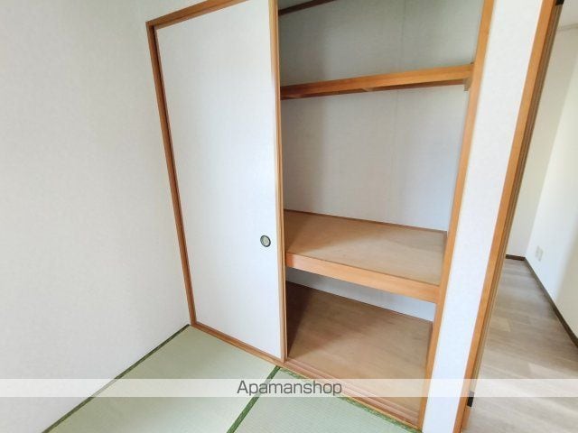 コンフォート朱雀VIの内装写真