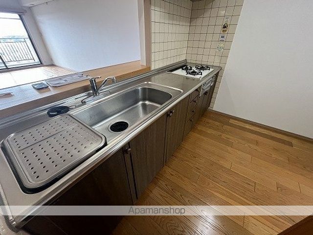 藤和ライブタウン新在家 3番館の内装写真