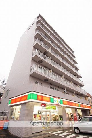 ウエスト35の外観写真