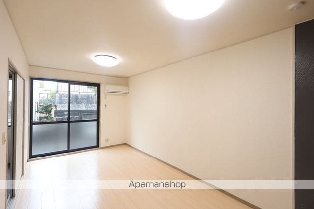 クレセント中島の内装写真