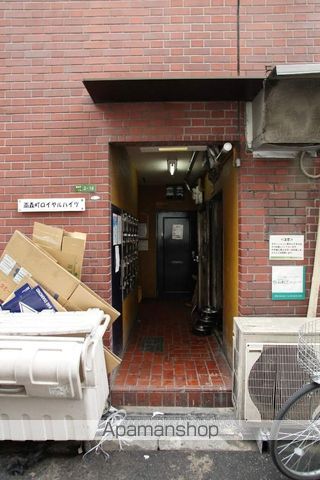 南森町ロイヤルハイツの玄関写真