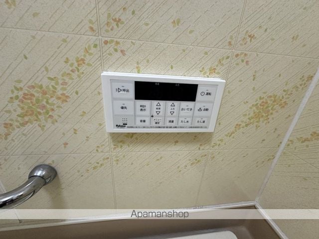 名鉄河和線 成岩駅 徒歩5分 2階建 築38年の内装写真