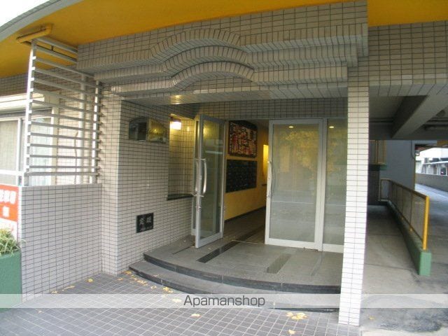 KYアパートメント5番館の玄関写真
