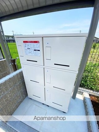 フォレスト　Ｂ[1LDK/50.01m2]の共用部1