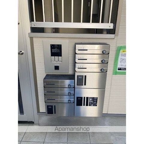プランドール今里の玄関写真