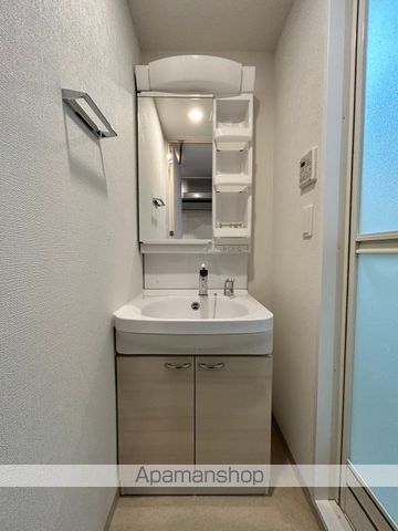 プライムアーバン御堂筋本町の内装写真