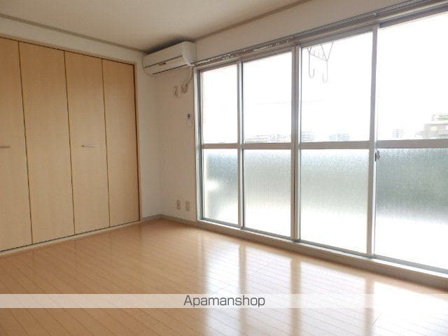 春岡マンションの内装写真