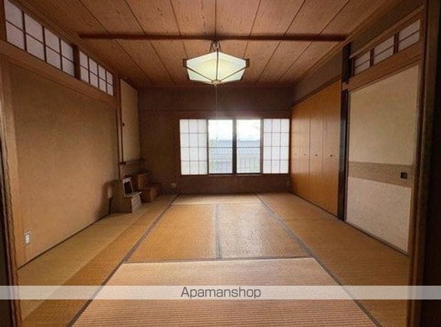 青山新町27番4号の内装写真
