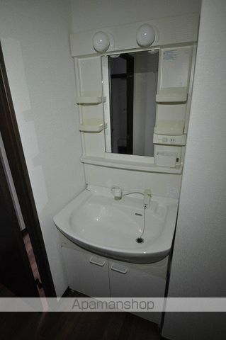 フォーラム伊島三番館の内装写真