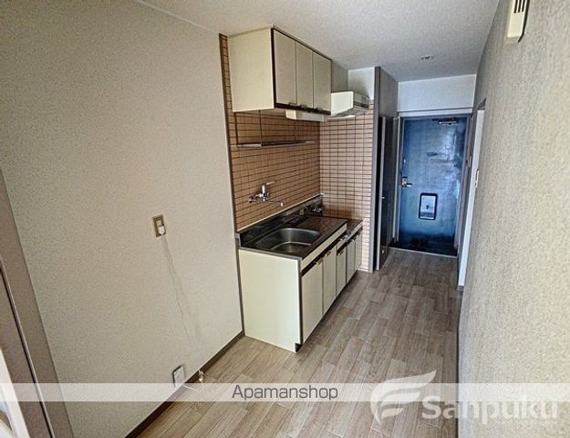 トレンディ山越の内装写真