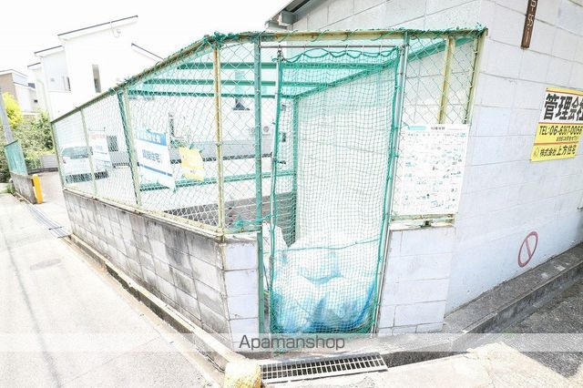 カノープス千里の外観写真