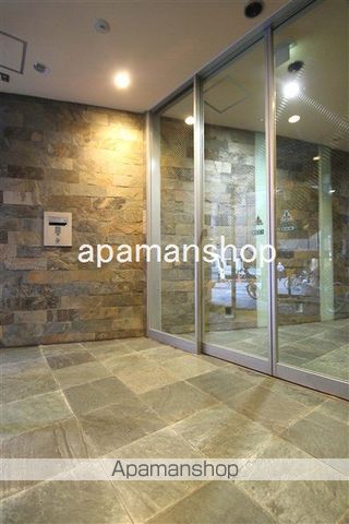 ブラービMINAMISENNBAの玄関写真