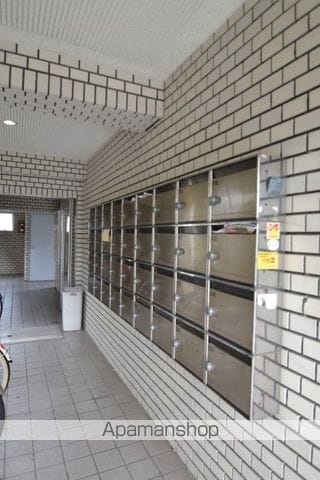 アスティオン鹿田の玄関写真