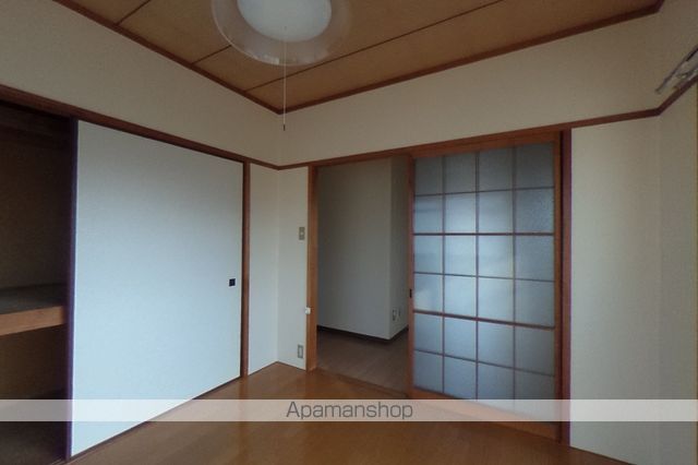 スカイパレス二葉の内装写真