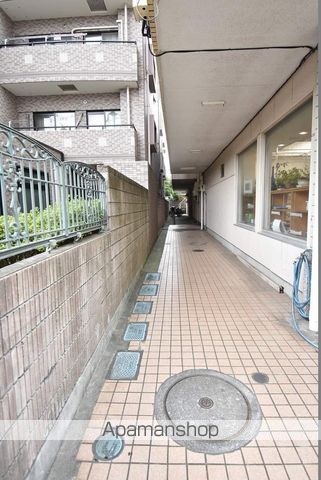 ストークハイツタケダの玄関写真