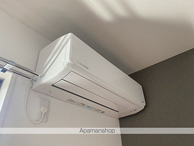 クリスタルハイツ土山の内装写真