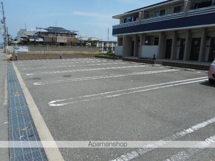 アークス西浜[2LDK/59.55m2]の駐車場